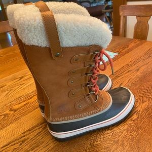 Sorel Joan of Arctic